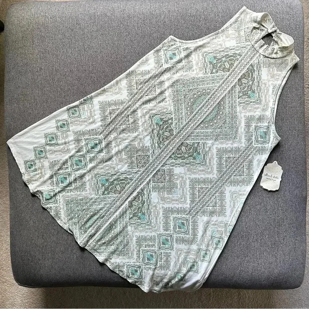 NWT altar’d state Sleeveless Geometric Honey Multi Halter Dress Small